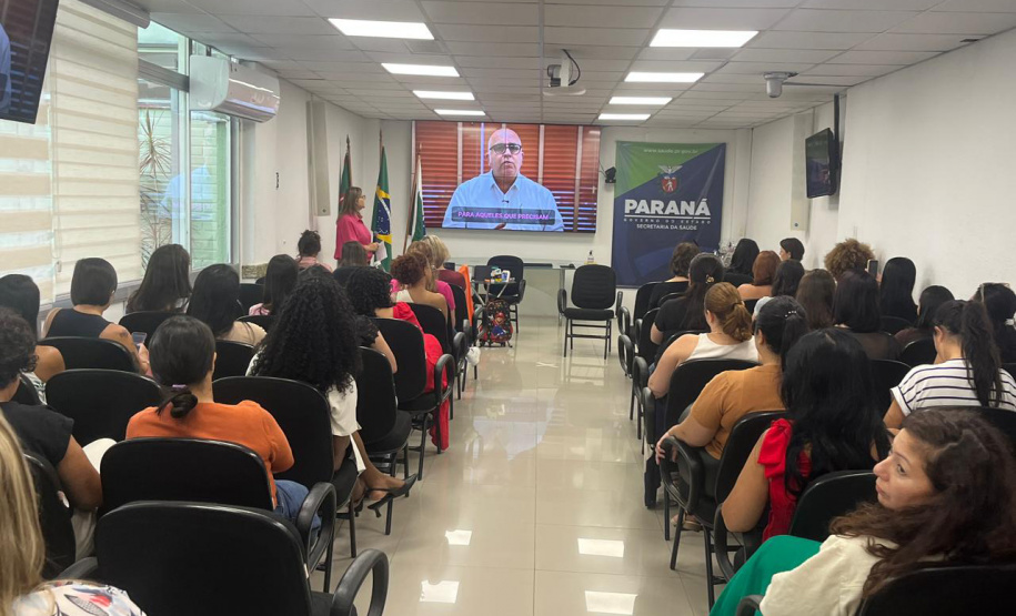 SESA - Mulheres que cuidam: a presença feminina na saúde do Paraná