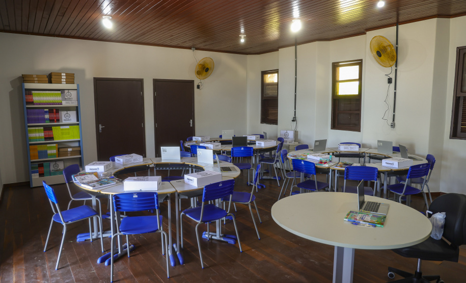 ESCOLA ILHA DAS COBRAS