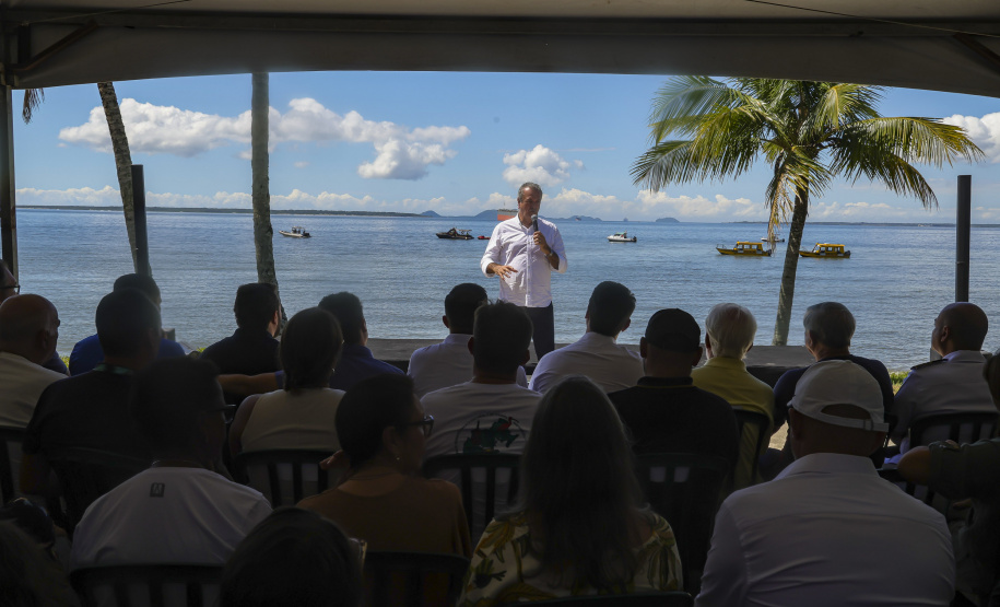 ESCOLA ILHA DAS COBRAS