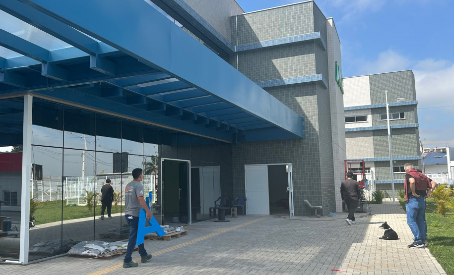 Novo AME de São José dos Pinhais entra na fase final para inauguração