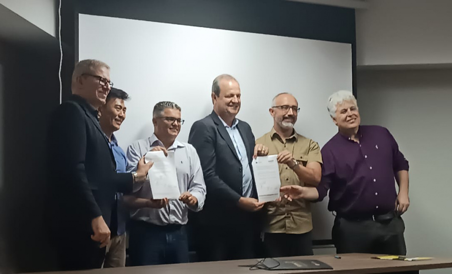 IAT e Unicentro renovaram o convênio para atendimento à fauna silvestre vitimada por mais dois anos.