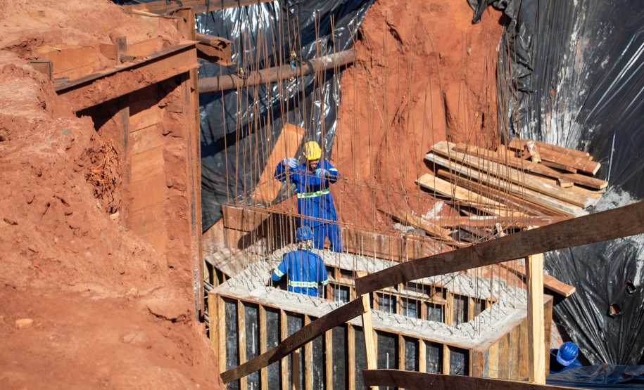 Em Loanda, obra para conter maior erosão urbana do Paraná atinge 82% de execução