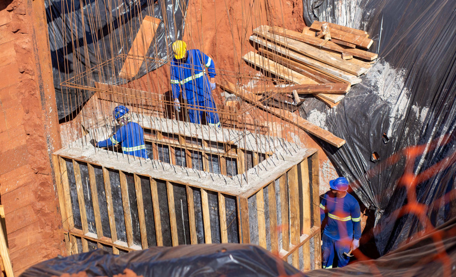 Em Loanda, obra para conter maior erosão urbana do Paraná atinge 82% de execução