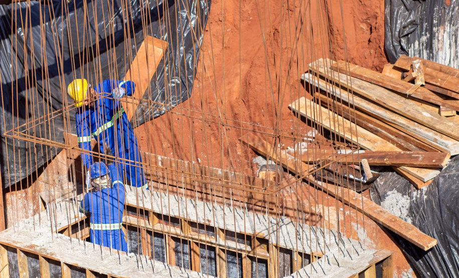 Em Loanda, obra para conter maior erosão urbana do Paraná atinge 82% de execução