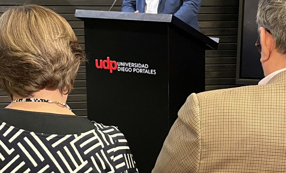 SEED - Diretores se despedem do Chile com cerimônia de formatura pelo Ganhando o Mundo Diretor