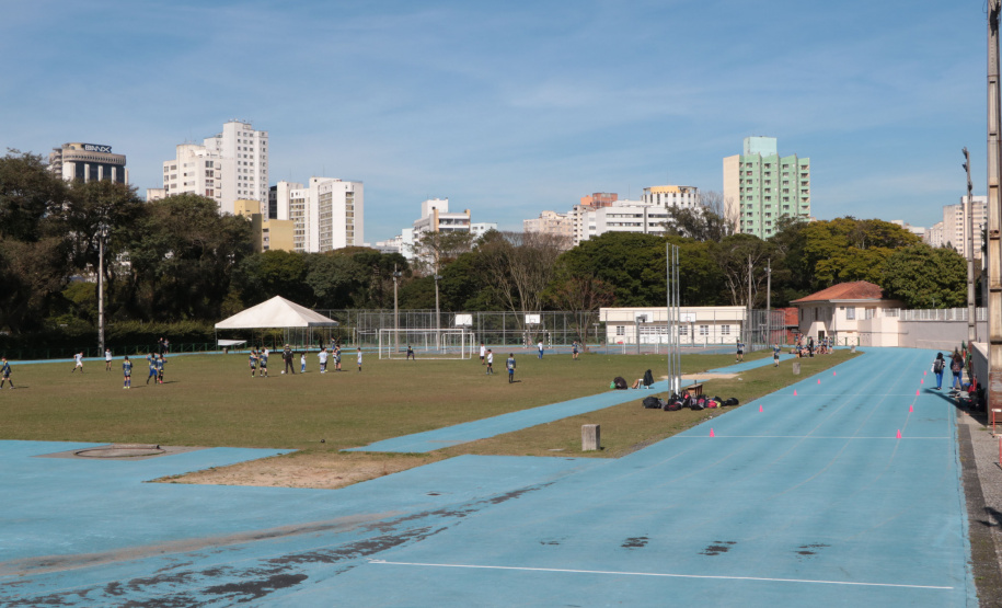 Colégio Estadual do Paraná celebra 180 anos de tradição e impacto na educação do Estado