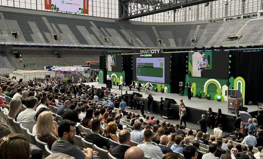 SETI - Paraná promove soluções de tecnologia e inovação durante o Smart City Expo Curitiba 2026