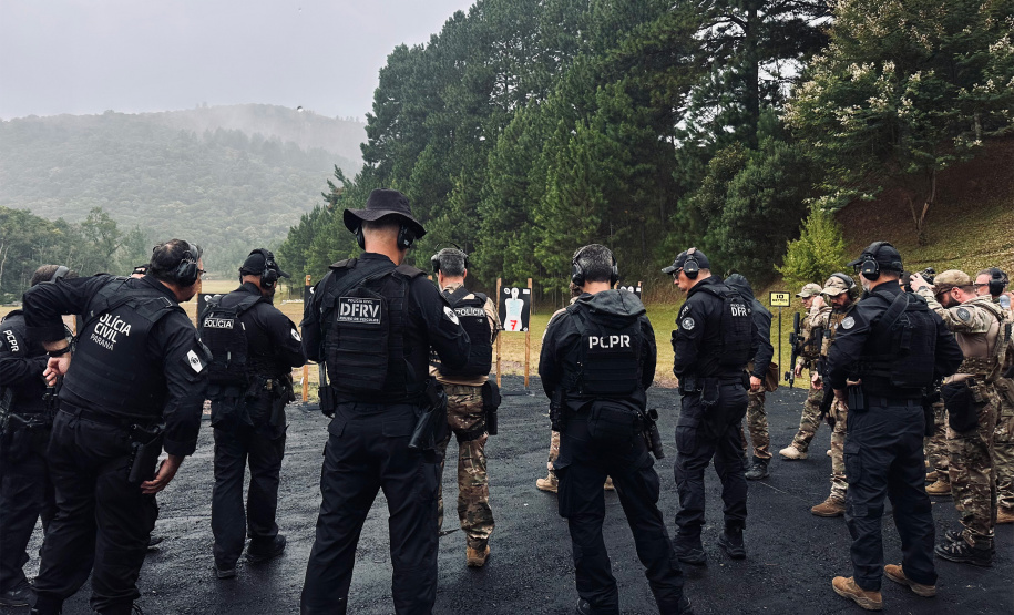 PCPR realiza curso de formação de instrutores de tiro especialistas em fuzil