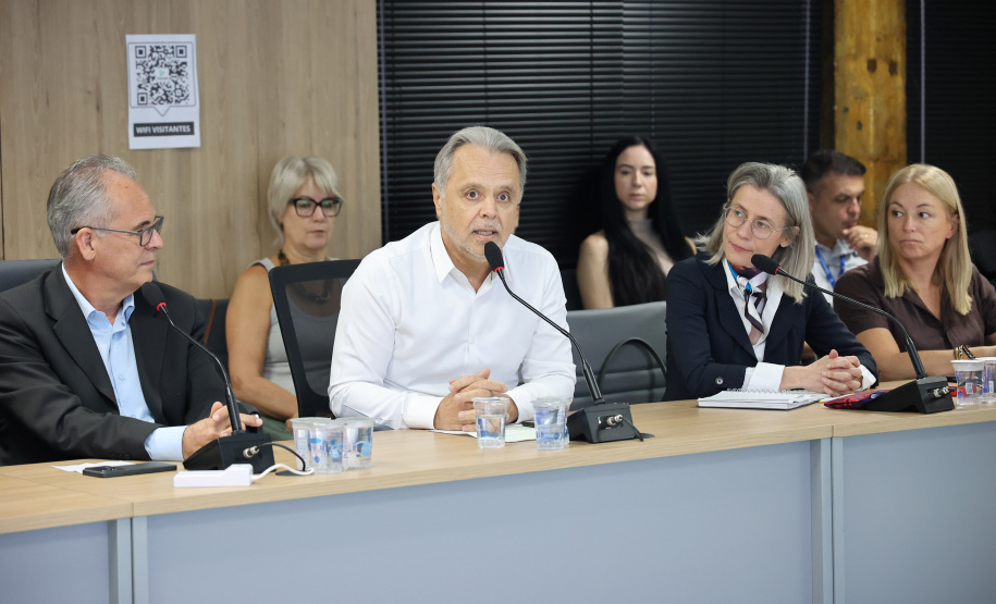 Governo do Paraná e Banco Mundial se reúnem para preparar documentação do PSH