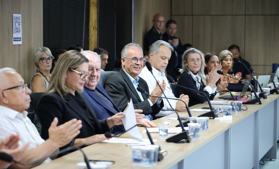 Governo do Paraná e Banco Mundial se reúnem para preparar documentação do PSH