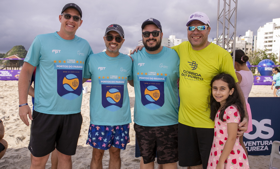 Portuários e atletas disputam FPT Beach Series 1500 em Caiobá