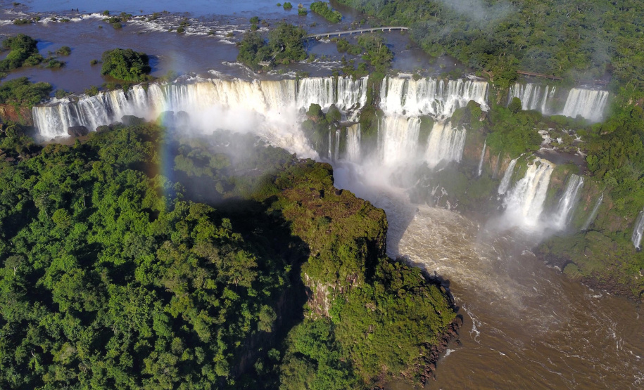 Viaje Paraná - Revista Tendências coloca o Paraná como um dos destinos mais buscados no Brasil e no Exterior