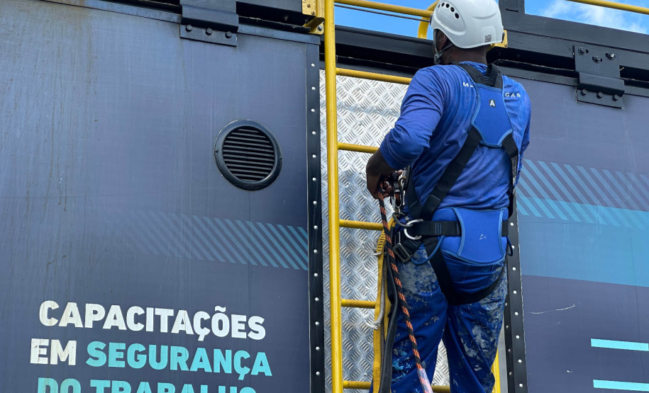 Programa Mãos Amigas é ampliado para o Núcleo Regional de Apucarana e passa a atender mais 63 escolas