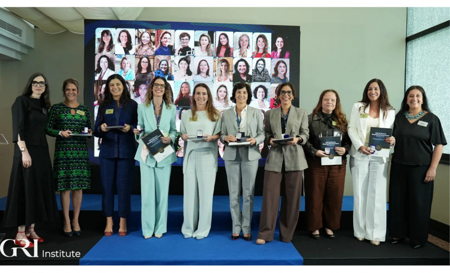 Diretora da Sanepar é reconhecida entre as mulheres mais influentes da infraestrutura no Brasil