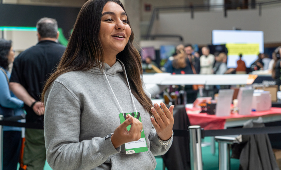 Semana Araucária evidência talentos científicos dos alunos da rede estadual