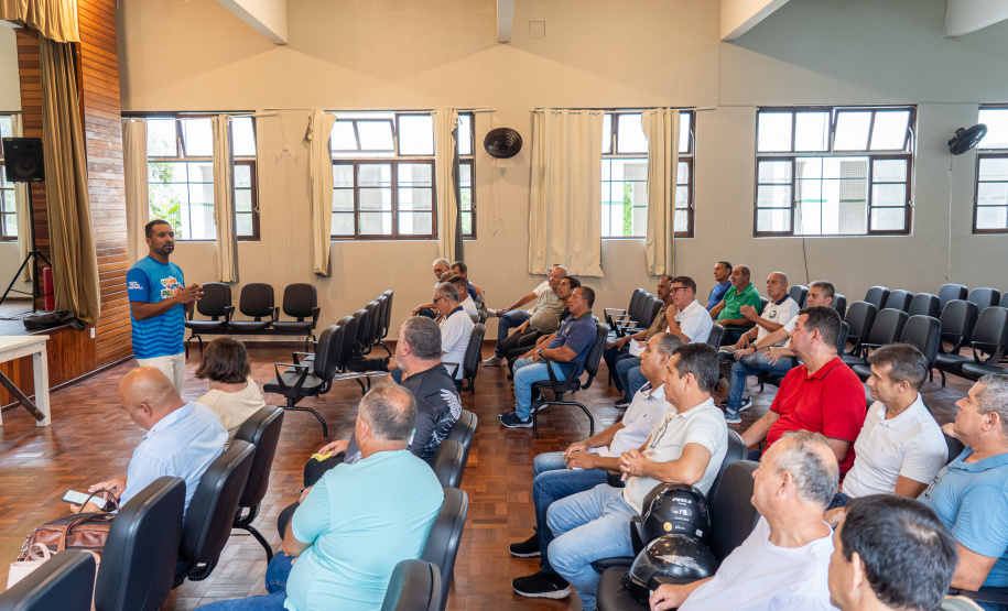 SEED - Formação de monitores fortalece modelo dos colégios cívico-militares no Paraná