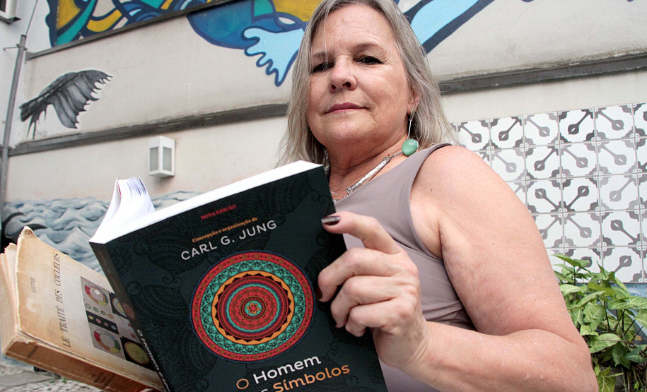 SEEC - Academia Alfredo Andersen abre inscrições para curso gratuito de Arteterapia