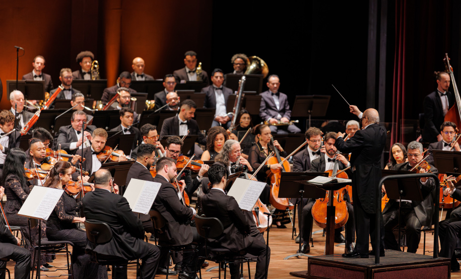 Orquestra Sinfônica do Paraná e Balé Teatro Guaíra abrem seleções para músicos e bailarinos