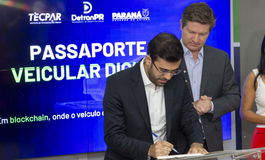 - Paraná conclui projeto-piloto de Passaporte Veicular Digital, que será estendido à toda a frota sem custos ao cidadão