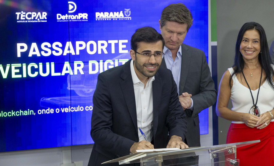 - Paraná conclui projeto-piloto de Passaporte Veicular Digital, que será estendido à toda a frota sem custos ao cidadão
