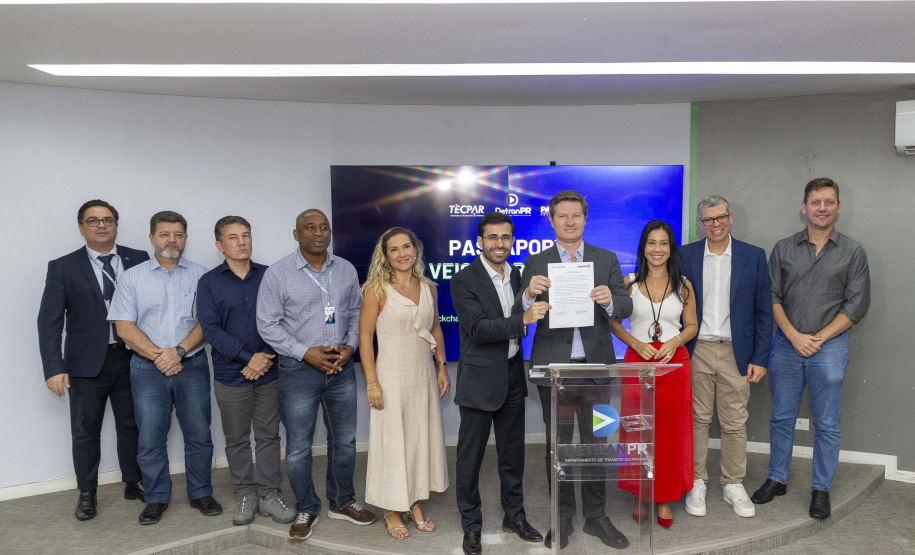 - Paraná conclui projeto-piloto de Passaporte Veicular Digital, que será estendido à toda a frota sem custos ao cidadão
