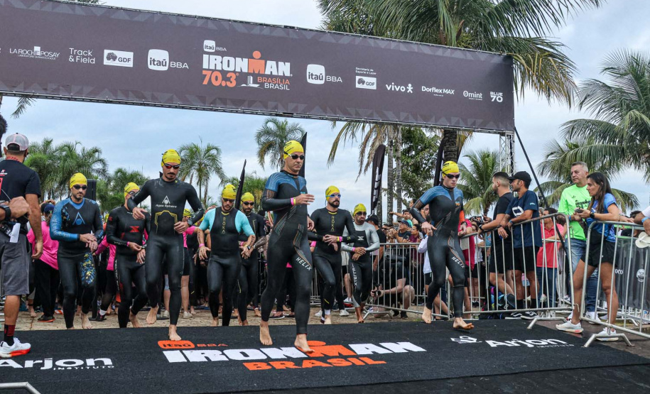 TV Paraná Turismo e Rádio Educativa fazem cobertura do IRONMAN Curitiba ao vivo neste domingo (8)