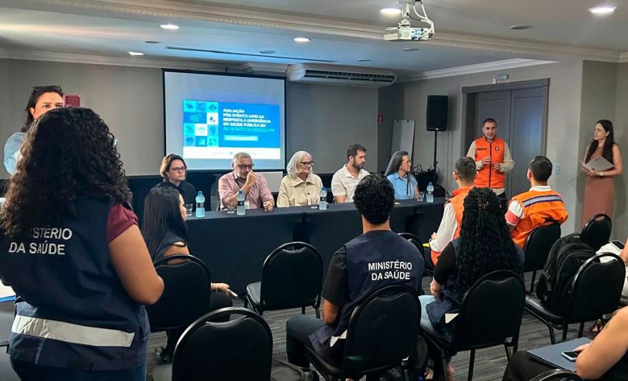 Secretaria da Saúde avalia resposta à emergência após tornado em Rio Bonito do Iguaçu