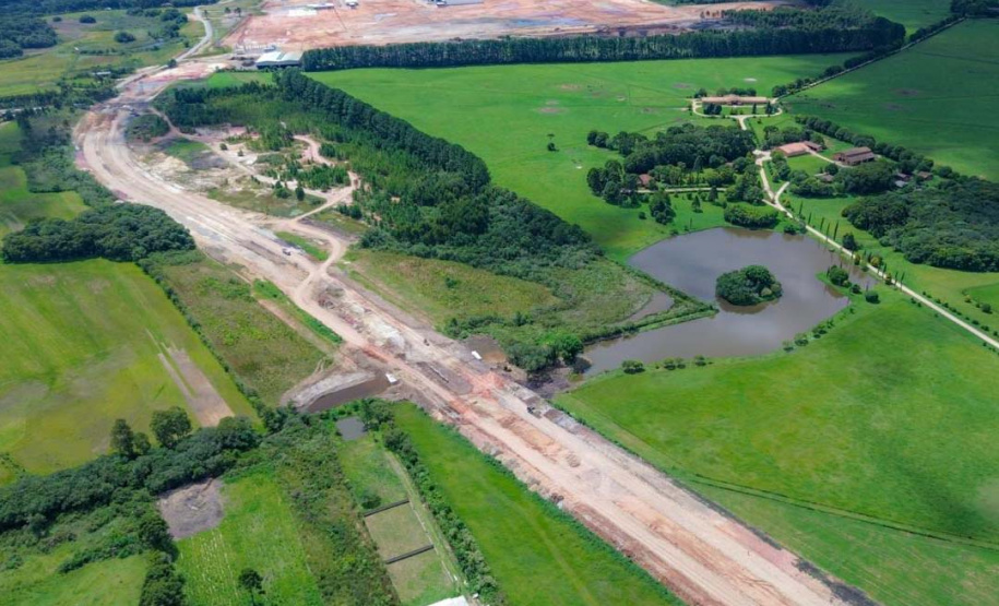 Pavimentação da estrada do Agaraú, em São José dos Pinhais, avança a 27% de execução