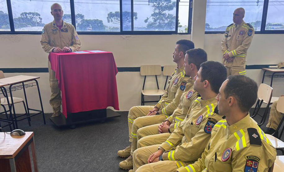 Bombeiros iniciam treinamento de novos pilotos aéreos para reforçar capacidade de resposta nas ocorrências