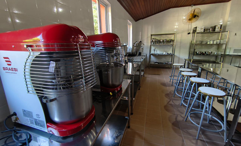 ESCOLA ILHA DAS COBRAS