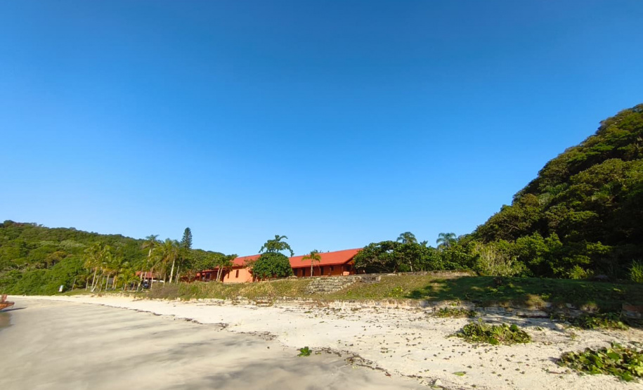 ESCOLA ILHA DAS COBRAS