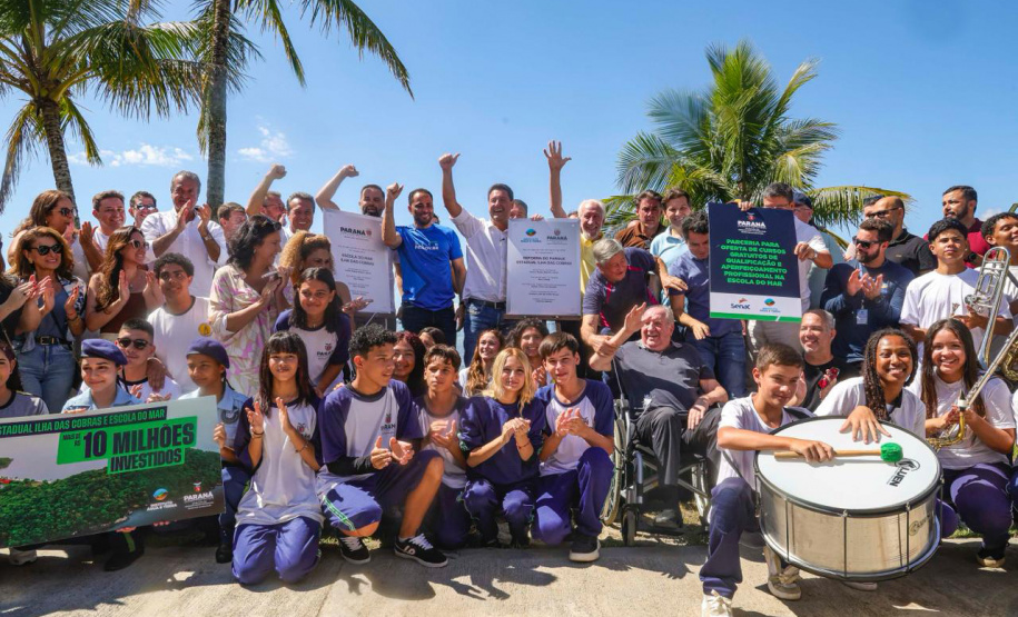 ESCOLA ILHA DAS COBRAS