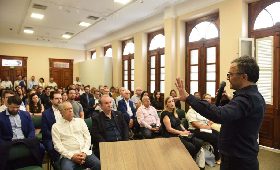 Café com Consultores do BRDE destaca inovação, crédito e alcance do banco no Paraná