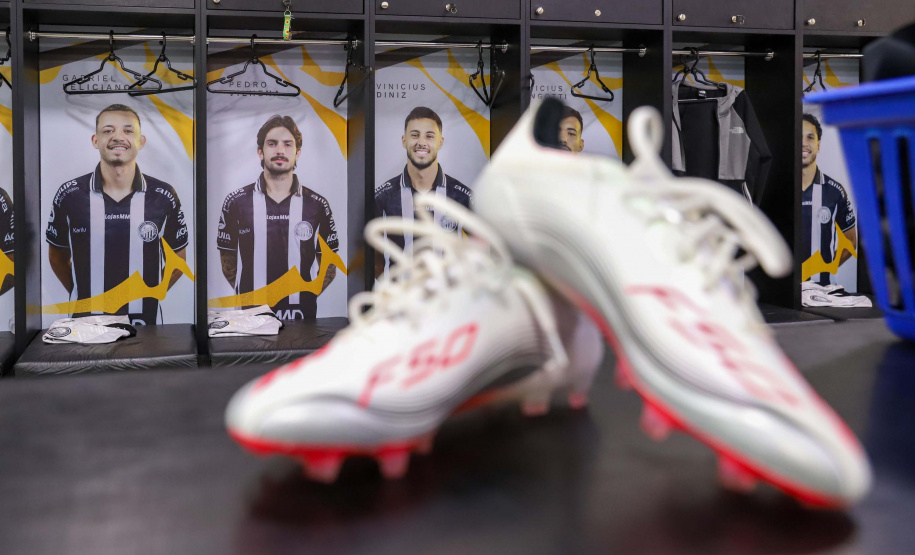 Piana visita estádio do Operário, campeão do paranaense, em Ponta Grossa