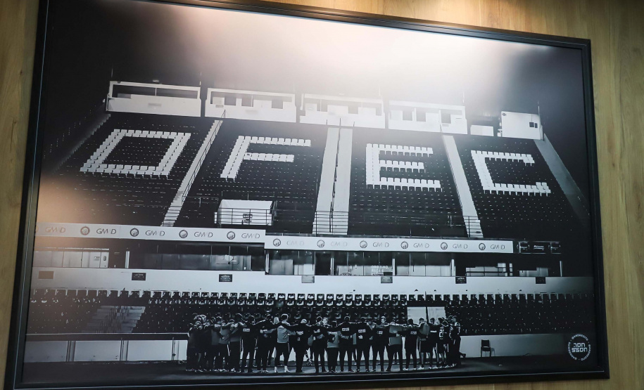 Piana visita estádio do Operário, campeão do paranaense, em Ponta Grossa