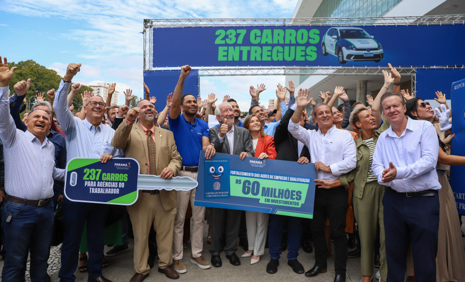 governador - entrega de carros setr