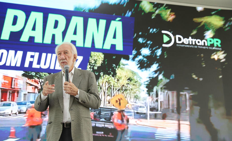 Estado autoriza R$ 183 milhões para reforçar sinalização urbana nos 399 municípios