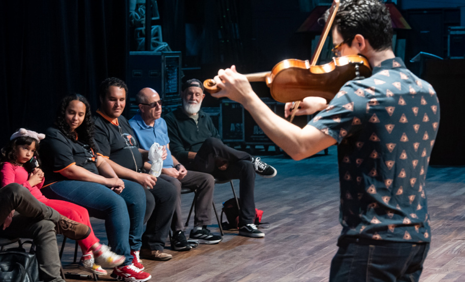 SEEC - Governo do Estado abre consulta pública para edital de Ações Culturais para Pessoas com Deficiência e a segunda edição do Trilhando pelo Paraná