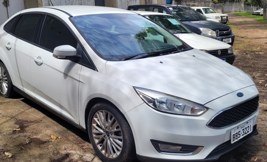 Prazo de inscrições para o leilão de 192 veículos oficiais do Governo do Paraná encerra nesta sexta