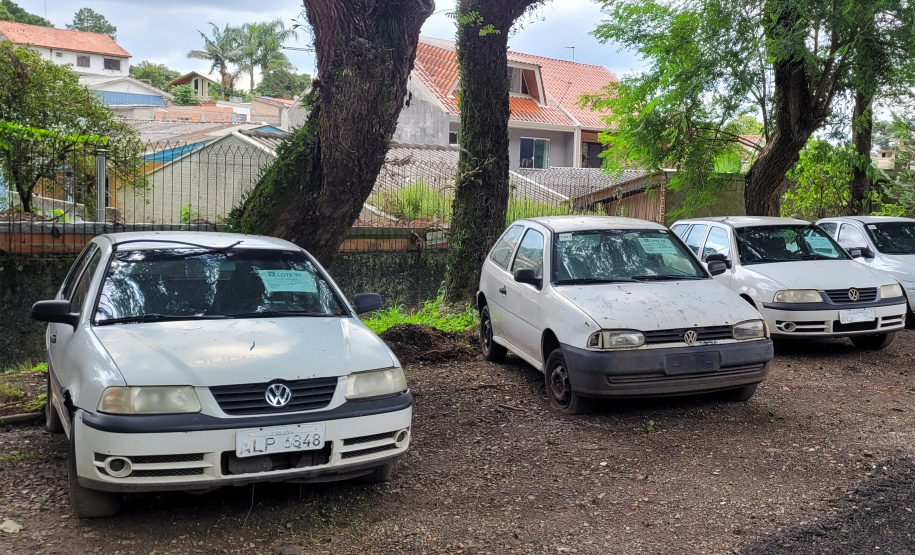 Prazo de inscrições para o leilão de 192 veículos oficiais do Governo do Paraná encerra nesta sexta