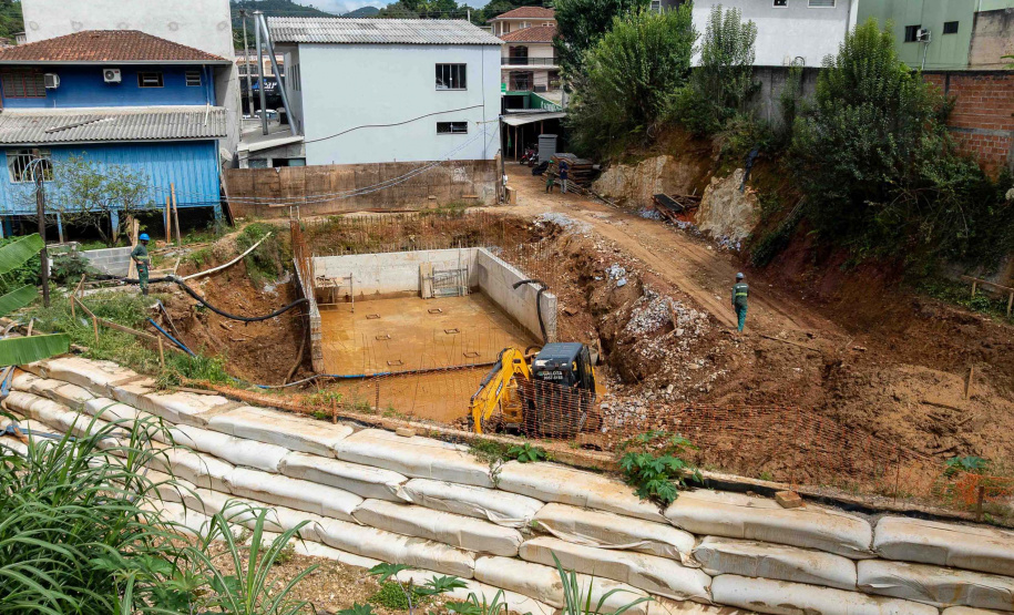 Sanepar acelera obras de esgoto em Rio Branco do Sul rumo à universalização