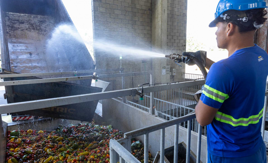 Sanepar impulsiona PIB do Paraná e gera 100 mil empregos