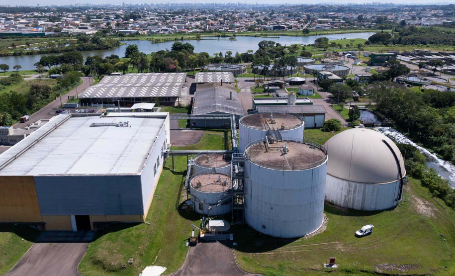 Sanepar vai ampliar usina de biogás e quatro estações de tratamento com financiamento de banco alemão