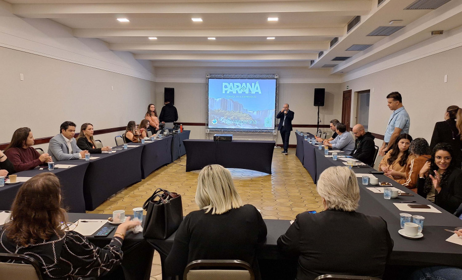 VIAJE PARANÁ - Líderes de turismo de Foz do Iguaçu participam de curso inédito promovido pelo Estado