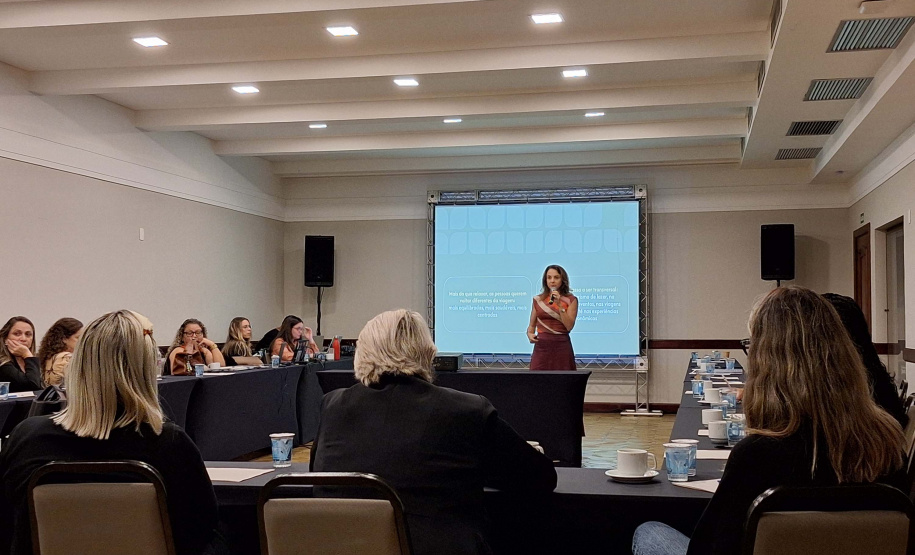 VIAJE PARANÁ - Líderes de turismo de Foz do Iguaçu participam de curso inédito promovido pelo Estado