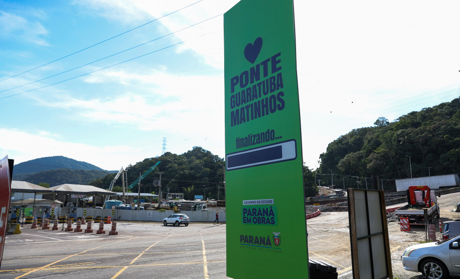 Acabamentos finais: falta um dia para a inauguração da Ponte de Guaratuba