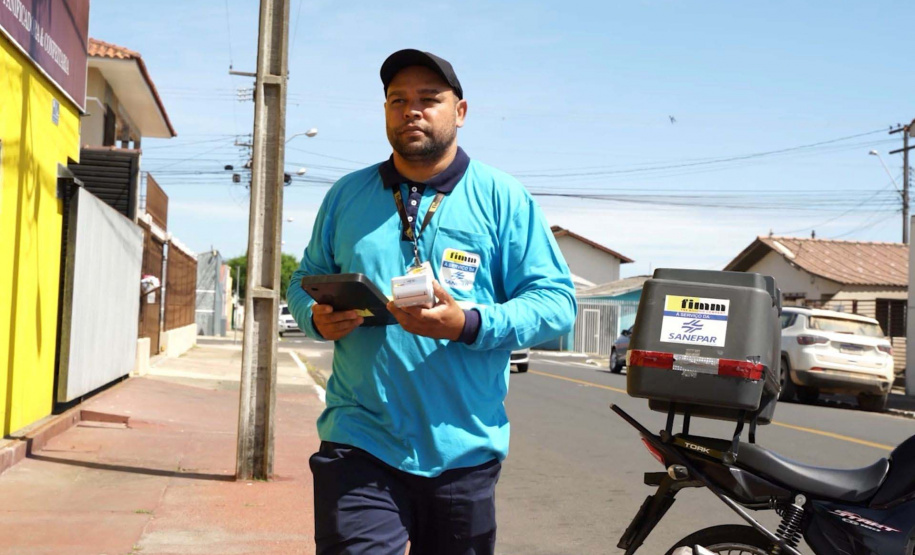 Sanepar expande pagamento no portão de casa para evitar cortes de água