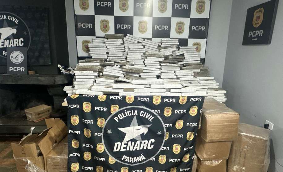 PCPR prende homem em flagrante e apreende mais de uma tonelada de maconha em Cascavel