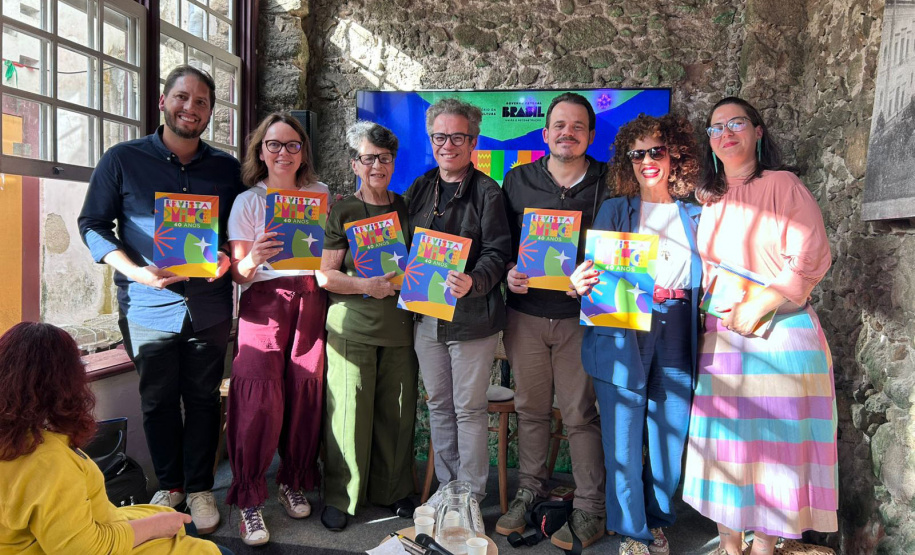 SEEC: Secretaria da Cultura abre consulta pública para o Edital Paraná Literário - 24.ª Festa Literária Internacional de Paraty C