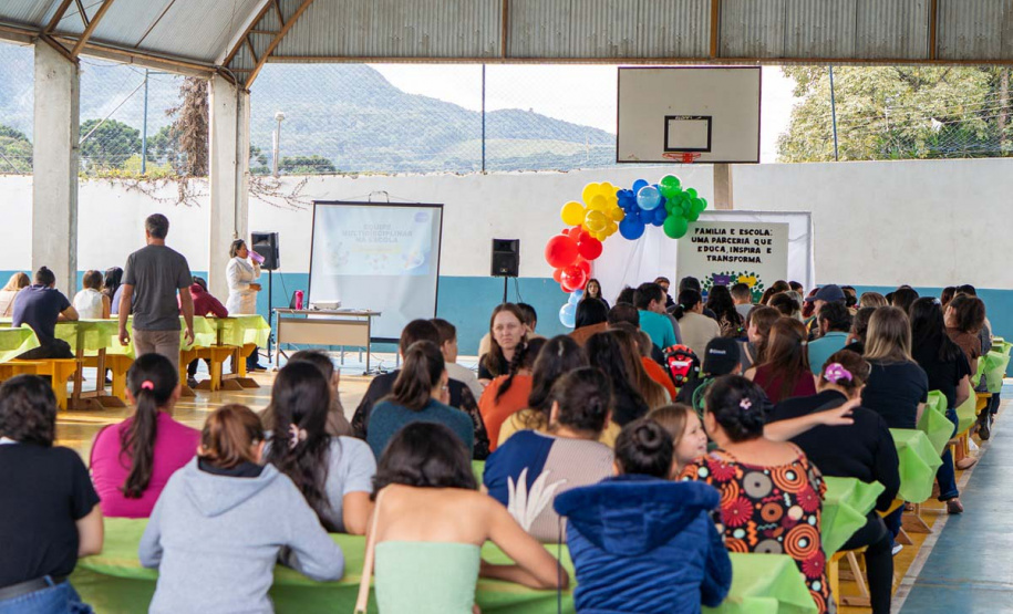 Dia da Escola integra famílias e equipes em unidades do Parceiro da Escola